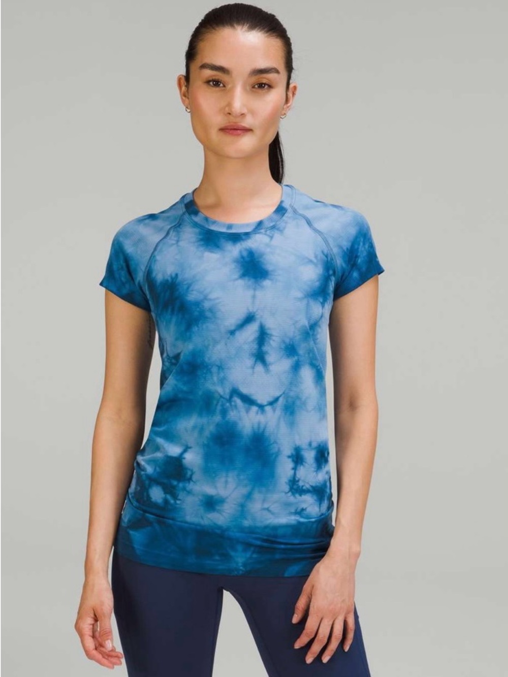 lululemon athletica Blue Tie-Dye Short Sleeve Tee
